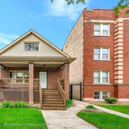 Buy this 5 bed house on 10326-10328 South Walden Parkway in Chicago, IL 60643