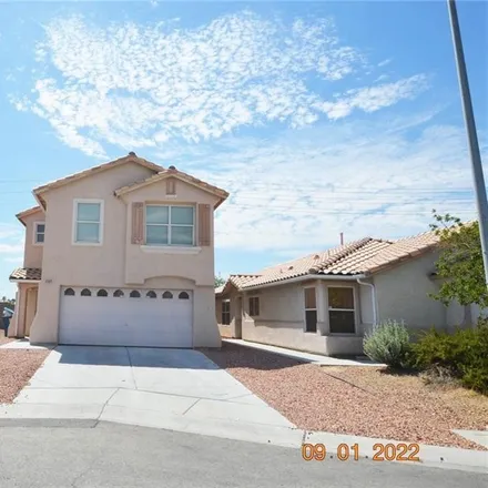 Rent this 3 bed loft on 5501 Donaldson Court in Spring Valley, NV 89118