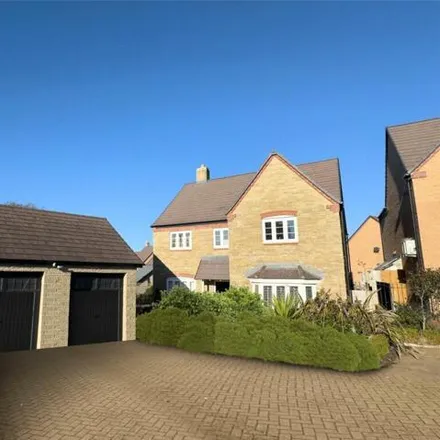 Buy this 4 bed house on Masons Grove in North Leigh, OX29 6AD