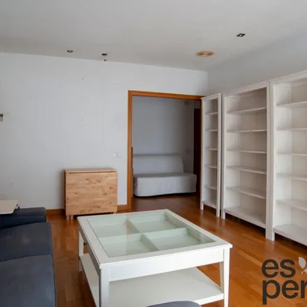 Rent this 2 bed apartment on Instituto de Educación Secundaria Juan Carlos I in Calle Azarbe del Papel, 30008 Murcia