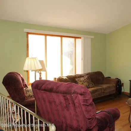 Image 3 - 159 Shivel Road, West Falls, Exeter Township, PA 18615, USA - House for sale
