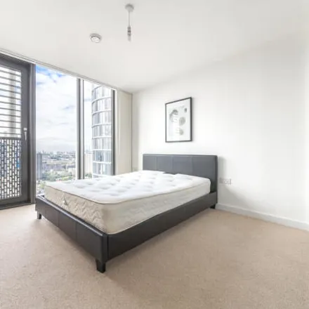 Image 6 - Stratosphere Tower, 55 Great Eastern Road, London, E15 1DU, United Kingdom - Room for rent