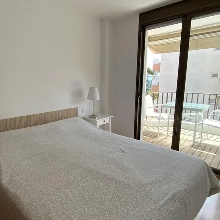 Rent this 1 bed apartment on 17320 Tossa de Mar