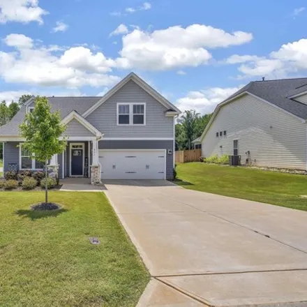 Buy this 4 bed house on 601 Sunwater Dr in Duncan, South Carolina