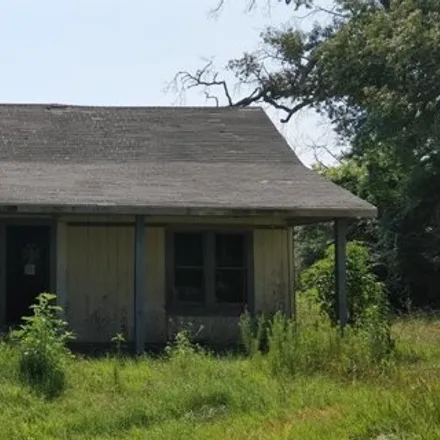 Buy this 3 bed house on 161 County Road 1408 in Cherokee County, TX 75766