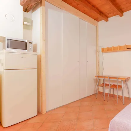 Image 7 - Via Mirasole 8, 40124 Bologna BO, Italy - Apartment for rent