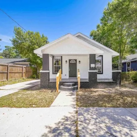 Buy this 2 bed house on 262 North B Street in Pensacola, FL 32502