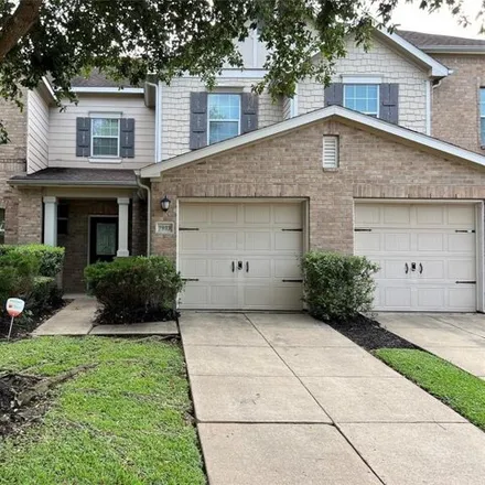 Rent this 2 bed townhouse on 7922 Barnes Ridge Ln in Houston, Texas