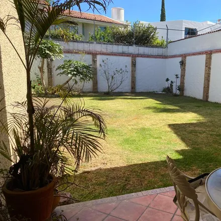 Buy this 4 bed house on Avenida de los Leones 322 in Ciudad Bugambilias, 45230 Santa Ana Tepetitlán