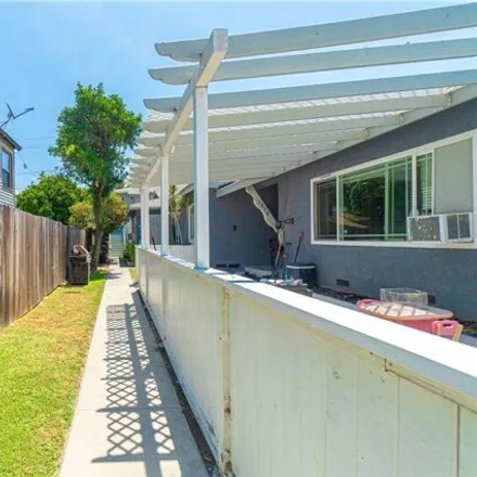 Image 3 - 1816 Oregon Ave, Long Beach, California, 90806 - House for sale