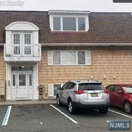 Rent this 1 bed condo on 81 Kansas Street in Hackensack, NJ 07601