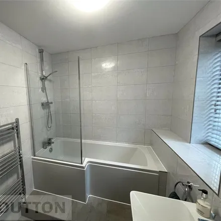 Image 7 - The Nook, Greenfield, OL3 7HZ, United Kingdom - Apartment for rent