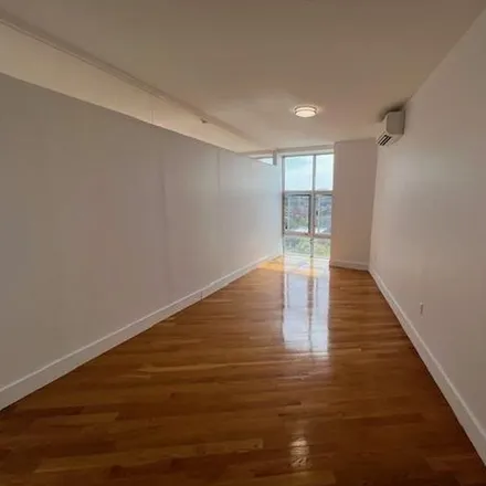 Rent this 2 bed apartment on Queens Pointe in Hoffman Drive, New York