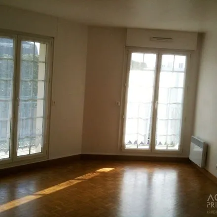 Rent this 2 bed apartment on Rueil-Malmaison in Hauts-de-Seine, France