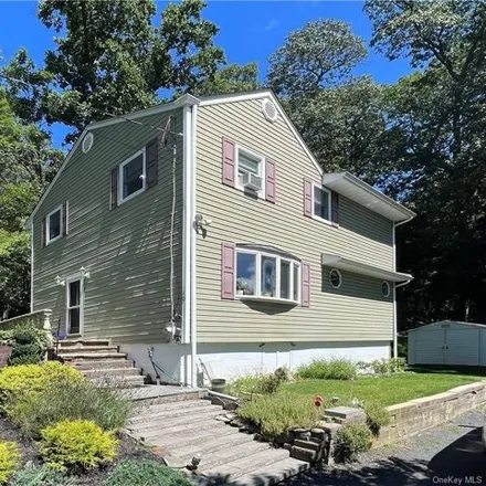 Buy this 3 bed house on 10 Schradin Hill in Warwick, NY 10925