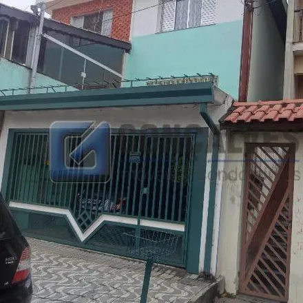 Buy this 3 bed house on Rua Alexandre Ribeiro in Jardim das Maravilhas, Santo André - SP