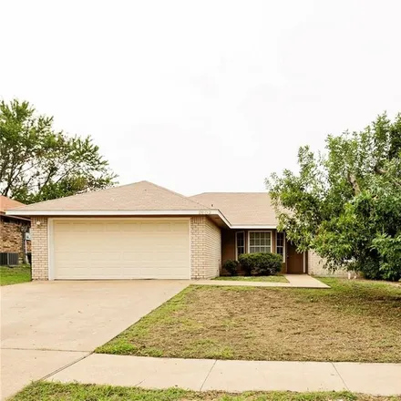 Buy this 3 bed house on 2802 Fieldstone Drive in Killeen, TX 76549