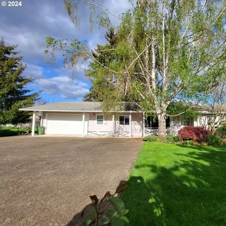 Buy this 3 bed house on 936 South 8th Street in Cottage Grove, OR 97424