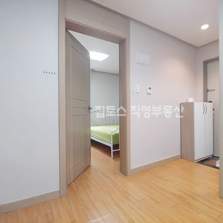 Image 2 - 서울특별시 강남구 신사동 534-10 - Apartment for rent