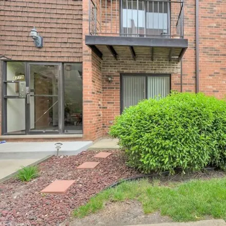 Rent this 2 bed condo on unnamed road in Mount Prospect, IL 60005
