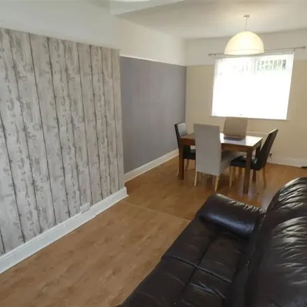 Rent this 3 bed apartment on Strandburn Drive in Belfast, BT4 1JY