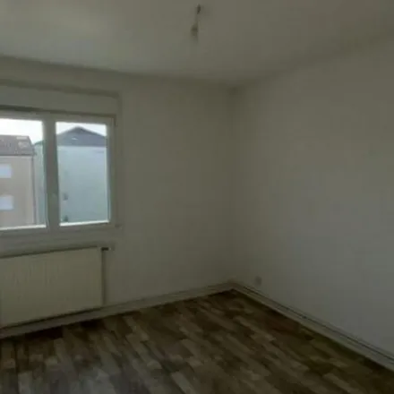 Rent this 4 bed apartment on 1 Rue de l'Epi in 57730 Macheren, France