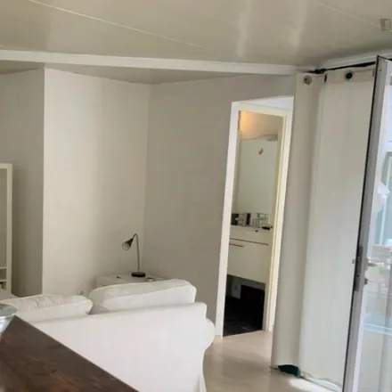 Rent this 2 bed apartment on Rua de São Bento 500 in 1200-822 Lisbon, Portugal