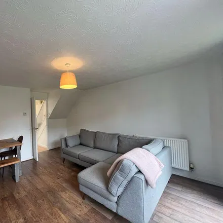 Image 4 - 52 The Beeches, Bristol, BS32 9TB, United Kingdom - Townhouse for rent