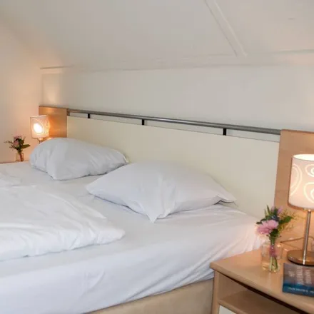 Rent this 2 bed house on 4513 KM Hoofdplaat
