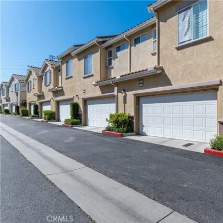 Buy this 2 bed condo on 15617 Odyssey Drive in Los Angeles, CA 91344