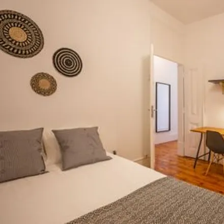 Rent this 7 bed room on Calçada Marquês Abrantes