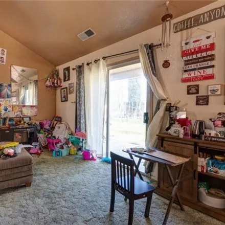 Image 6 - Palm Parkway, Chowchilla, CA, USA - House for sale