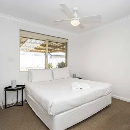 Image 4 - Beeliar, City Of Cockburn, Western Australia, Australia - House for rent