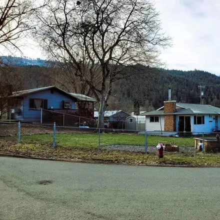 Buy this 3 bed house on 12848 Laqa Avenue in Orofino, ID 83544