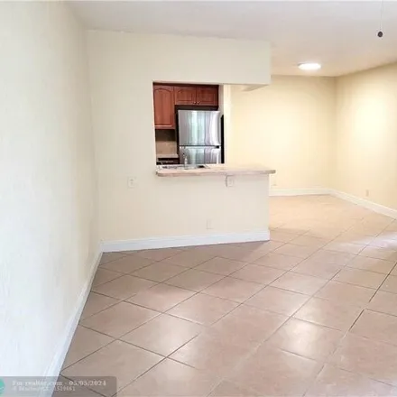 Image 7 - 10925 Royal Palm Boulevard, Coral Springs, FL 33065, USA - Condo for sale