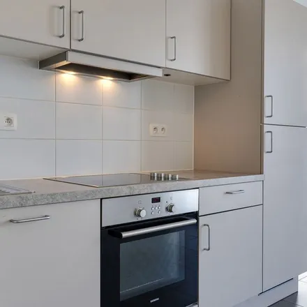 Rent this 1 bed apartment on Molenstraat 20;20A-20B in 9160 Lokeren, Belgium