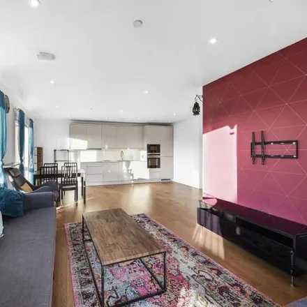 Image 4 - Quassia House, Thonrey Close, London, NW9 4EE, United Kingdom - Apartment for rent