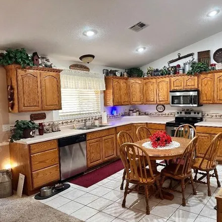 Image 6 - 981 Desert Wind Drive, Mohave County, AZ 86432, USA - House for sale