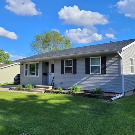 Buy this 3 bed house on 2698 21st Avenue North in Fort Dodge, IA 50501