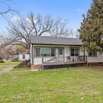 Image 2 - 474 South Garfield Avenue, Wagoner, OK 74467, USA - House for sale