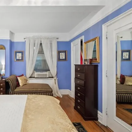 Image 7 - 225 East 79th Street, New York, NY 10075, USA - Apartment for sale