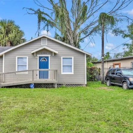 Buy this 3 bed house on 1342 West 16th Street in Sanford, FL 32771