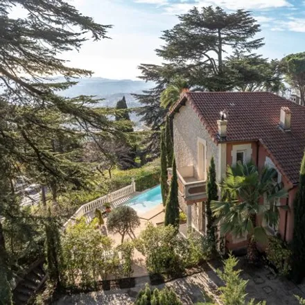 Buy this 6 bed house on Avenue Victoria in 06130 Grasse, France
