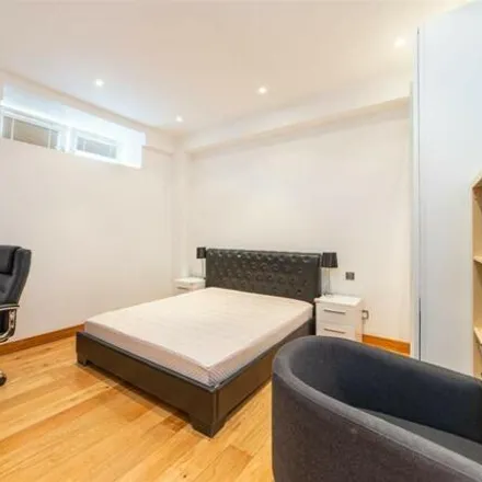 Image 7 - Central Exchange, 104 Grainger Street, Newcastle upon Tyne, NE1 5JQ, United Kingdom - Apartment for rent