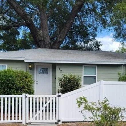 Image 1 - 1224 13th Street South, Saint Petersburg, FL 33705, USA - House for sale