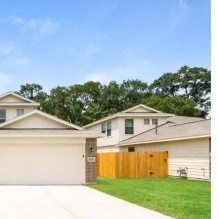 Rent this 3 bed house on Roy Rogers Road in Montgomery County, TX 77372