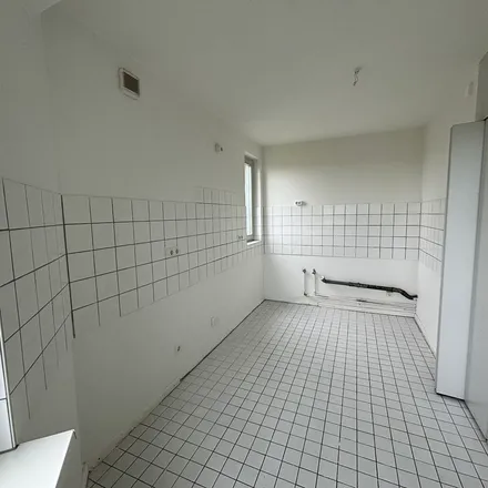 Image 4 - Märkische Allee 244A, 12679 Berlin, Germany - Apartment for rent