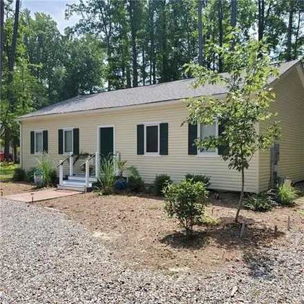 Buy this 2 bed house on 24 Pine Circle in Irvington, VA 22480