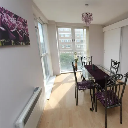 Image 4 - Aspect 14, Elmwood Lane, Arena Quarter, Leeds, LS2 8WE, United Kingdom - Apartment for rent