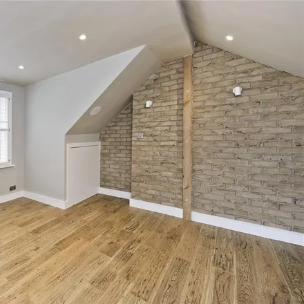 Image 7 - 14 Barlby Gardens, London, W10 5LW, United Kingdom - House for rent